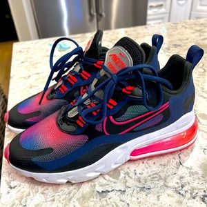 Nike Air 270 React- worn once!